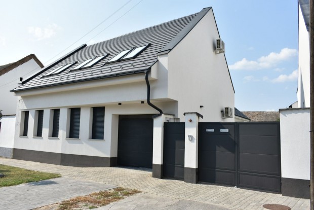 Baja belváros közeli új családi ház eladó