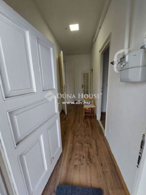 Bajai elad� 70 nm-es lak�s