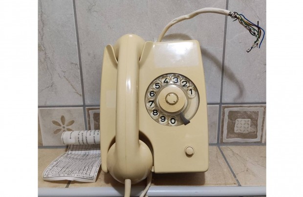 Bakelit telefon