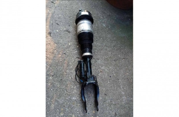 Bal első mercedes w166 lengéscsillapító eladó. Cikkszám:A1663201313