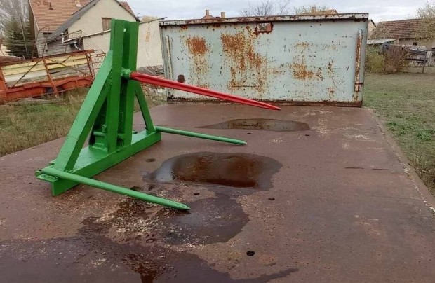 Bálaszállító, bálarakó szurka, MTZ traktorhoz