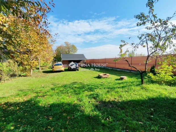 Balatonakarattyai elad� 36 nm-es h�z