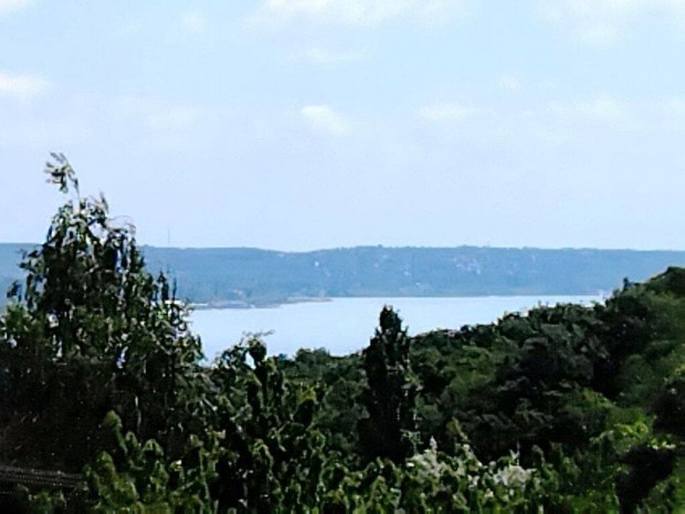 Balatonalmádi - Panorámás nyaraló telek áron!!!
