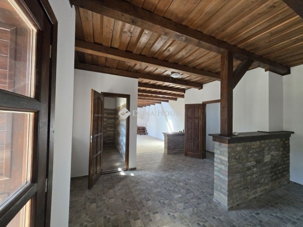 Balatonf�kaj�ri 120 nm-es h�z elad�