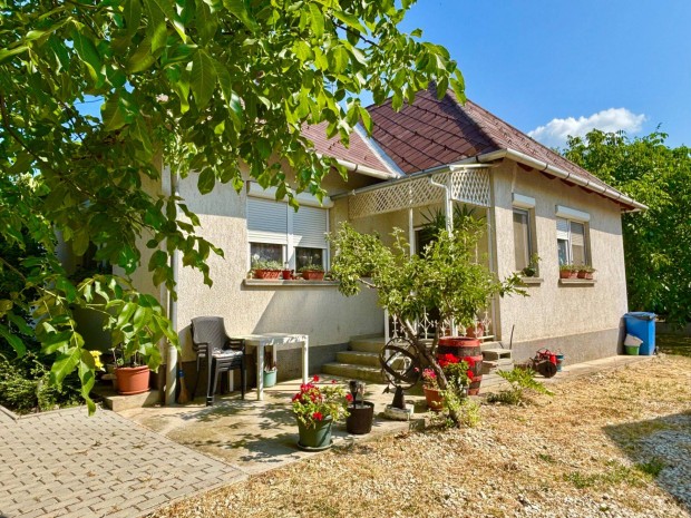 Balatonfüred Központjában Kisméretű családi ház eladó!
