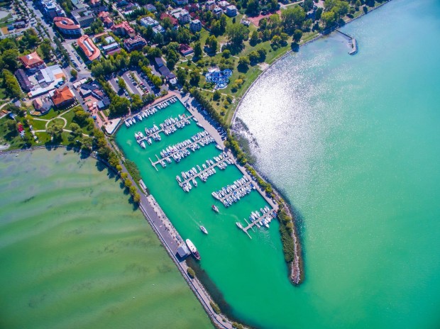 Balatonlelle kzpontjban 2.emeleti laks akcis ron lekthet