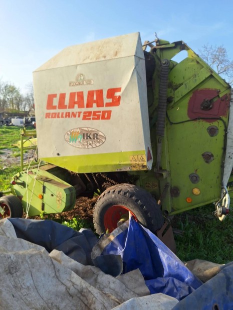 Blz Claas roland 250