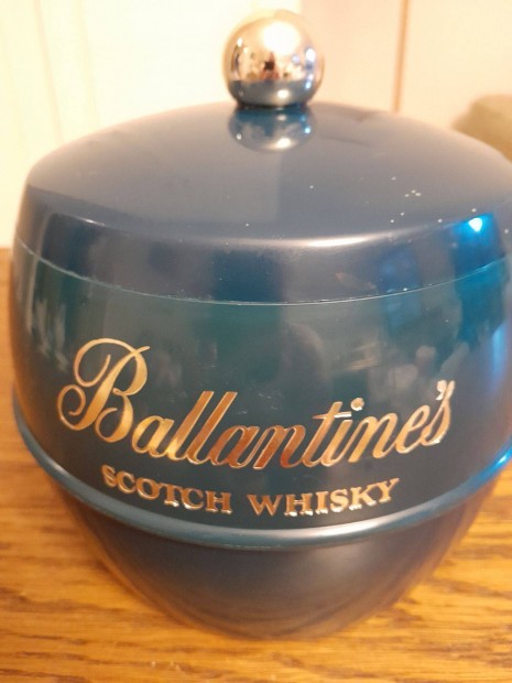 Ballantines retro jgtart