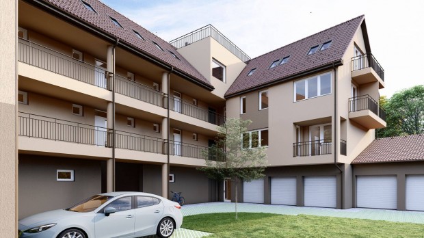 Balmaz�jv�ros k�zpontj�ban 36 nm-es lak�s elad� 15