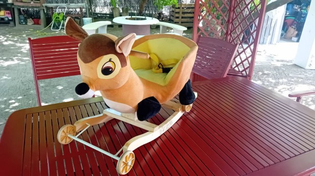 Bambi gyermek guruls hintaszk