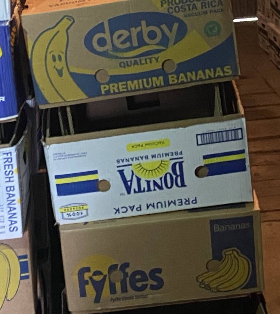 Banános doboz 