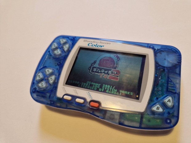 Bandai Wonderswan color konzol