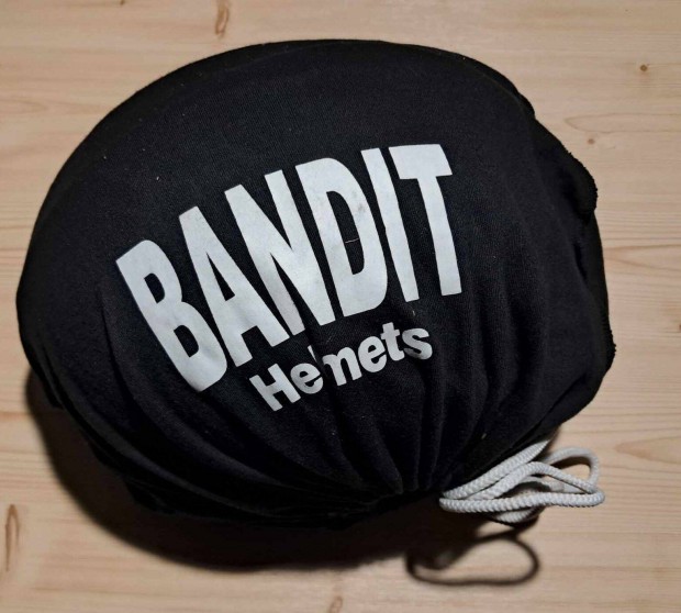 Bandit motoros buksisak