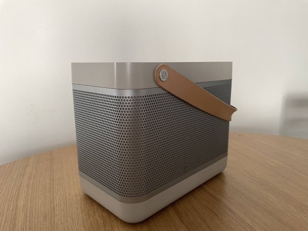 Bang and Olufsen Beolit 15