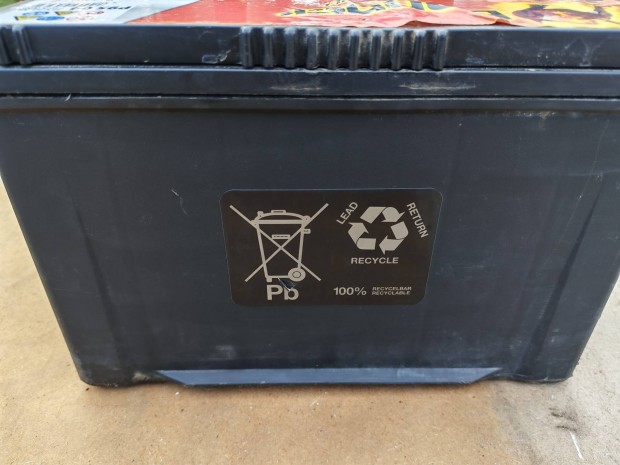 Banner Power Bull akkumul�tor 12V 95Ah 740A