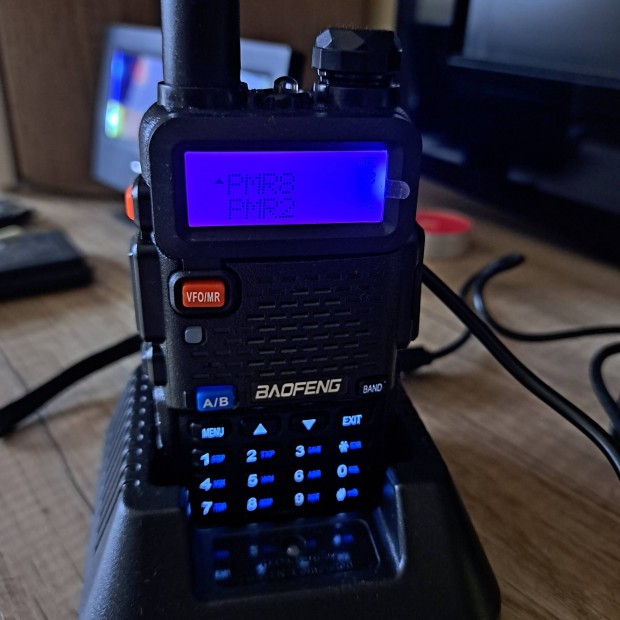 Baofeng UV-5T advev teljes szett 