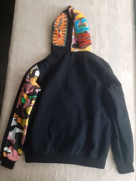 Bape hoodie elad