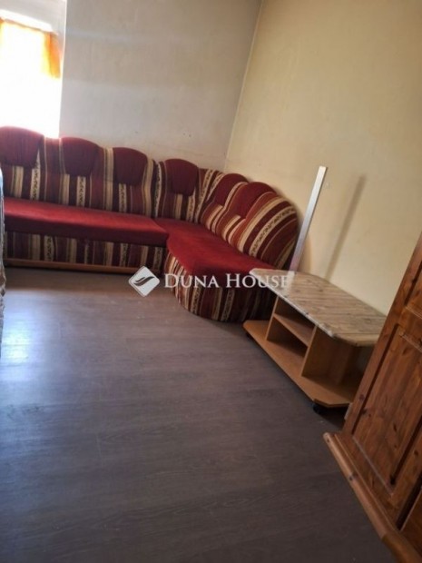 Baracskai elad� 130 nm-es h�z