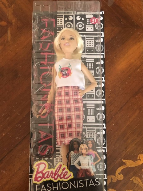 Barbie Fashionistas baba