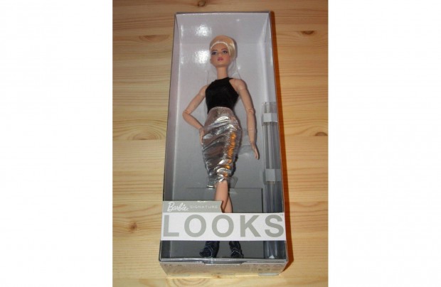 Barbie Signature 1/6 (30 cm) Barbie Looks szke (Pixie Cut) baba