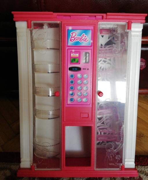 Barbie "let az lomhzban" automata szekrny, (Mattel 2012 Y8845 h) 