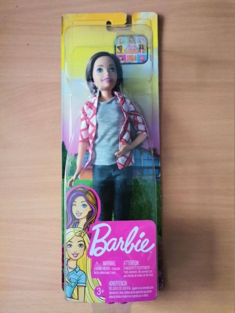 Barbie baba barna haj