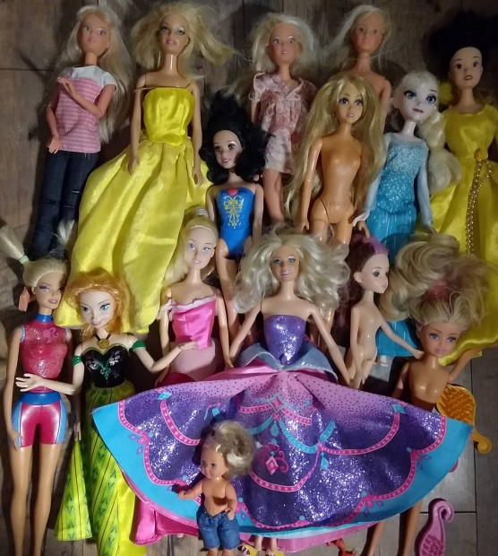 Barbie baba csomag