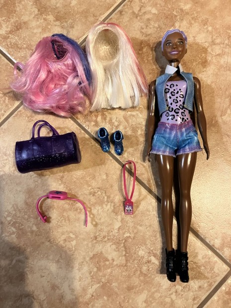 Barbie baba kiegsztkkel