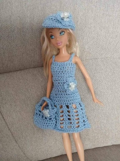 Barbie babra horgolt egyedi ruha. j. kk sznben