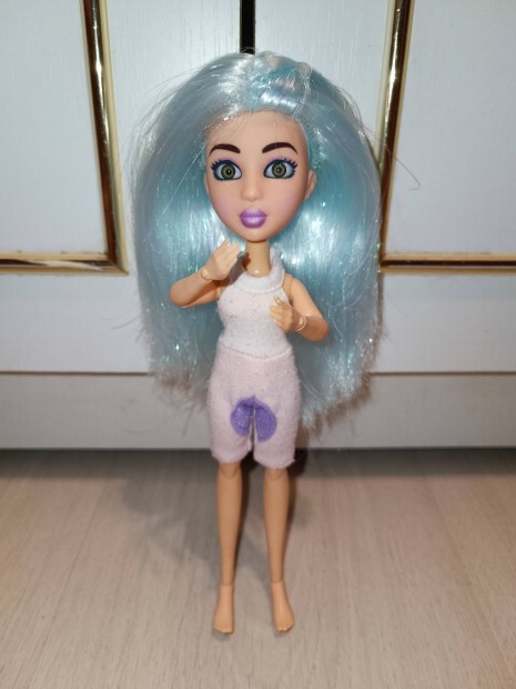 Barbie barbi baba Yulu snapstar Pop Royalty 