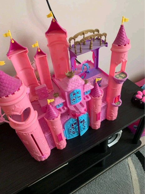 Barbie kastly