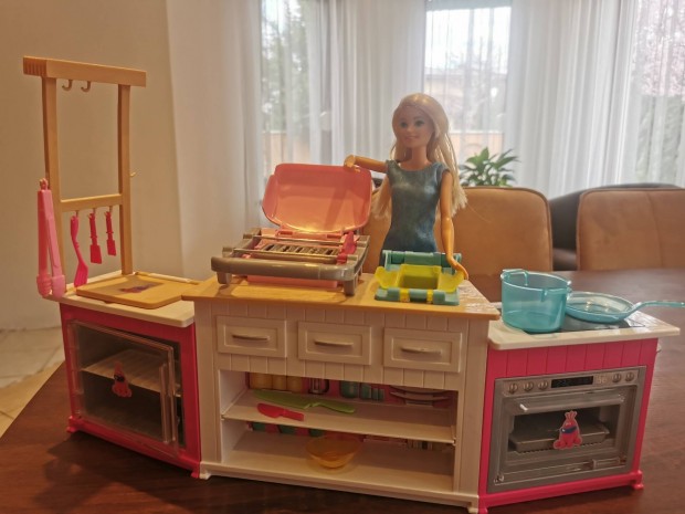Barbie konyha s Barbie+kiegsztk