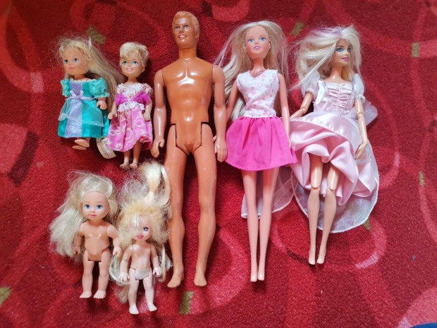 Barbie lnyok, fi, kisebb lnybabk, ruhk: