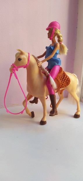 Barbie lovas szett