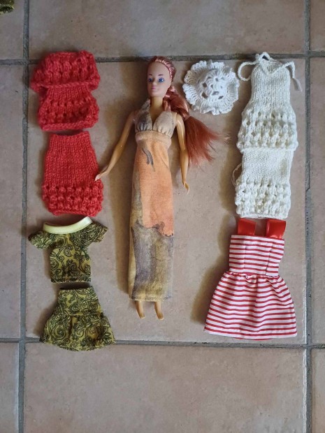 Barbie méretű baba új ruhákkal Gyereknapi Akció!