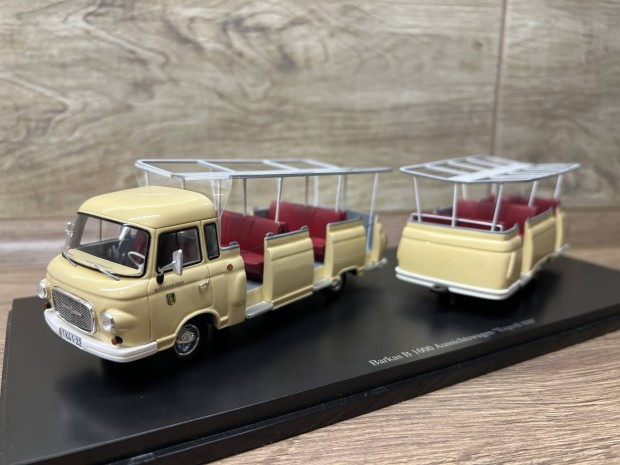 Barkas B1000 Aussichtswagen 1/43 1:43 Autocult
