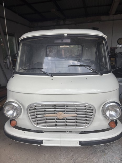 Barkas B1000 plats