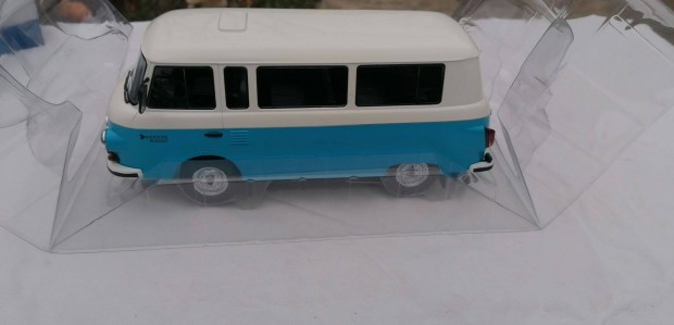 Barkas B 1000 Autmodel 1:18 eredeti dobozban