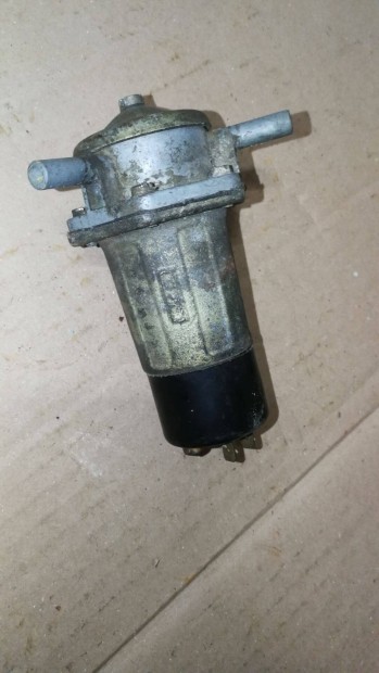Barkas Robur Wartburg benzink�lyha �ll�f�t�s szivatty�
