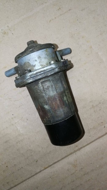 Barkas Robur gyári benzinkályha állófűtés üzemanyagszivattyú pumpa