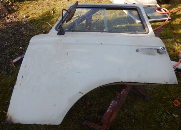 Barkas alkatrészek , karosszéria