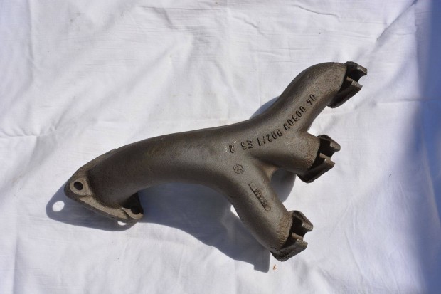 Barkas gyri kipufog csonk