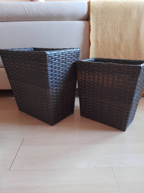 Barna fonott rattan bélelt magaságyás viragláda virágtartó kaspó
