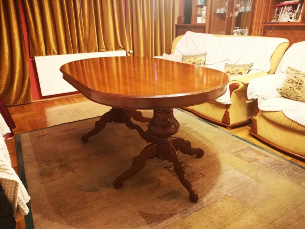 Barokk st�lus� min�s�gi olasz �tkez�asztal