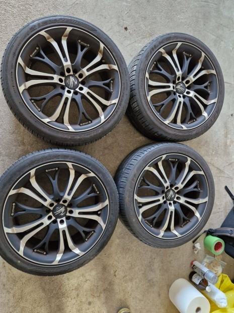 Barracuda Tsunami Felnik Nyrigumival 235/40 R18 Et40 8J 5x108 Ford8