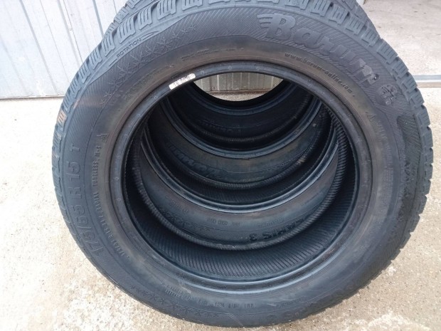 Barum 175/65 r15 tli gumi