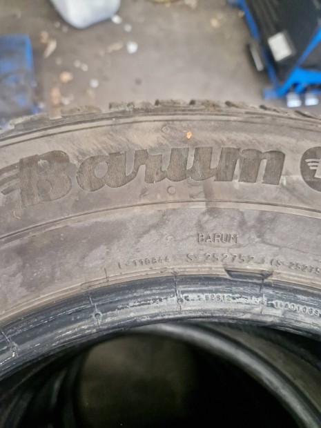Barum 195/65 R15 ngyvszakos gumik
