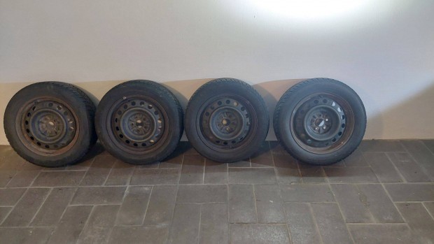 Barum 205 55 R16 mret tli gumi aclfelnin (toyota avensis t25) elad