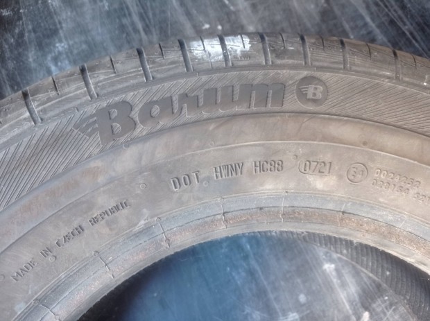 Barum 205/70 R15C kisteheraut gumi R15 C