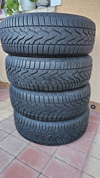 Barum 215/65 R16 téli / négyévszakos gumi